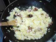 鶏肉を混ぜる